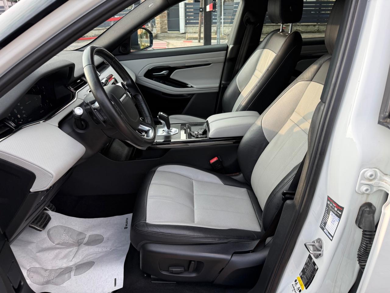 Land Rover Evoque 2.0D I 150CV AWD Aut R-Dynamic HSE