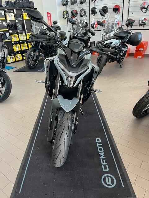 Cf Moto Altro NK 675