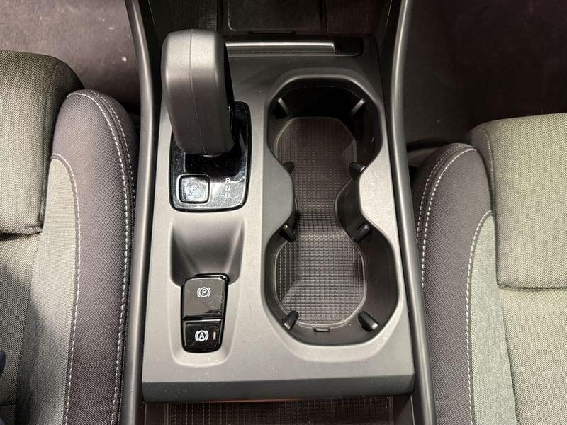 Volvo XC40 Recharge T4 Plug-in Hybrid auto Recharge Core