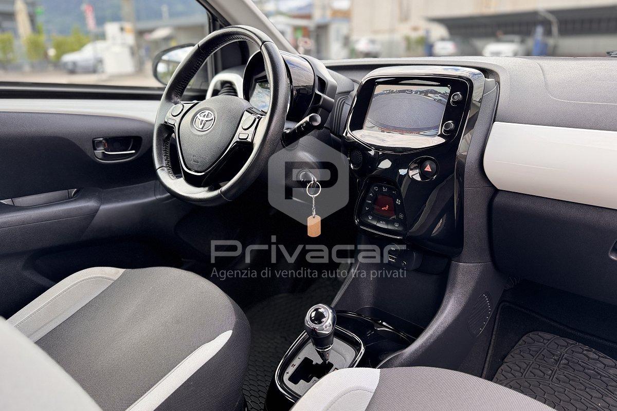 TOYOTA Aygo 1.0 VVT-i 69 CV 5 porte x-clusiv MMT