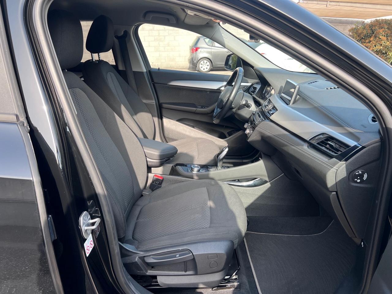 Bmw X2 sdrive18d 150cv Advantage auto LED/NAVI/PDC PERF.