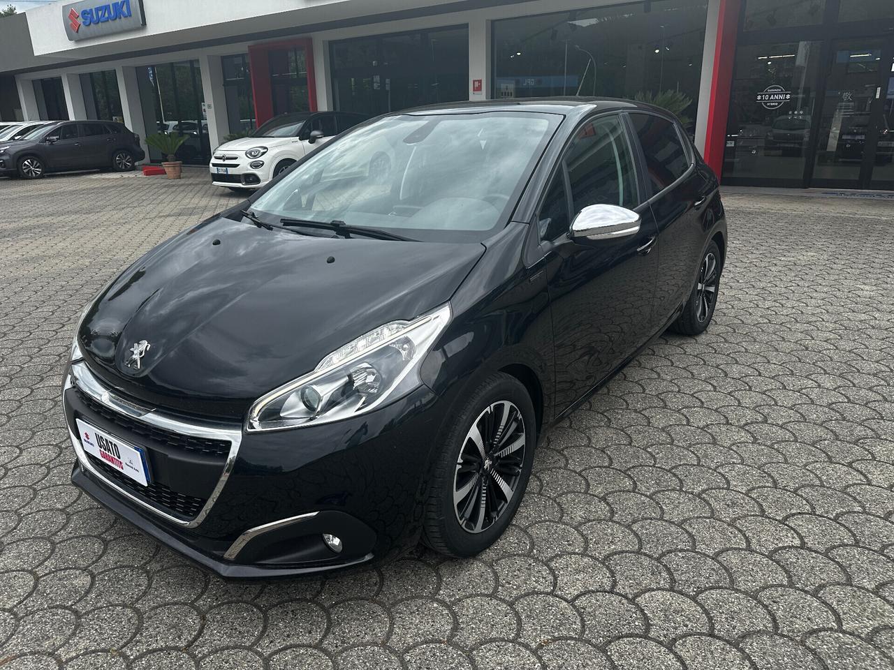 Peugeot 208 BlueHDi 100 S&S 5 porte Signature