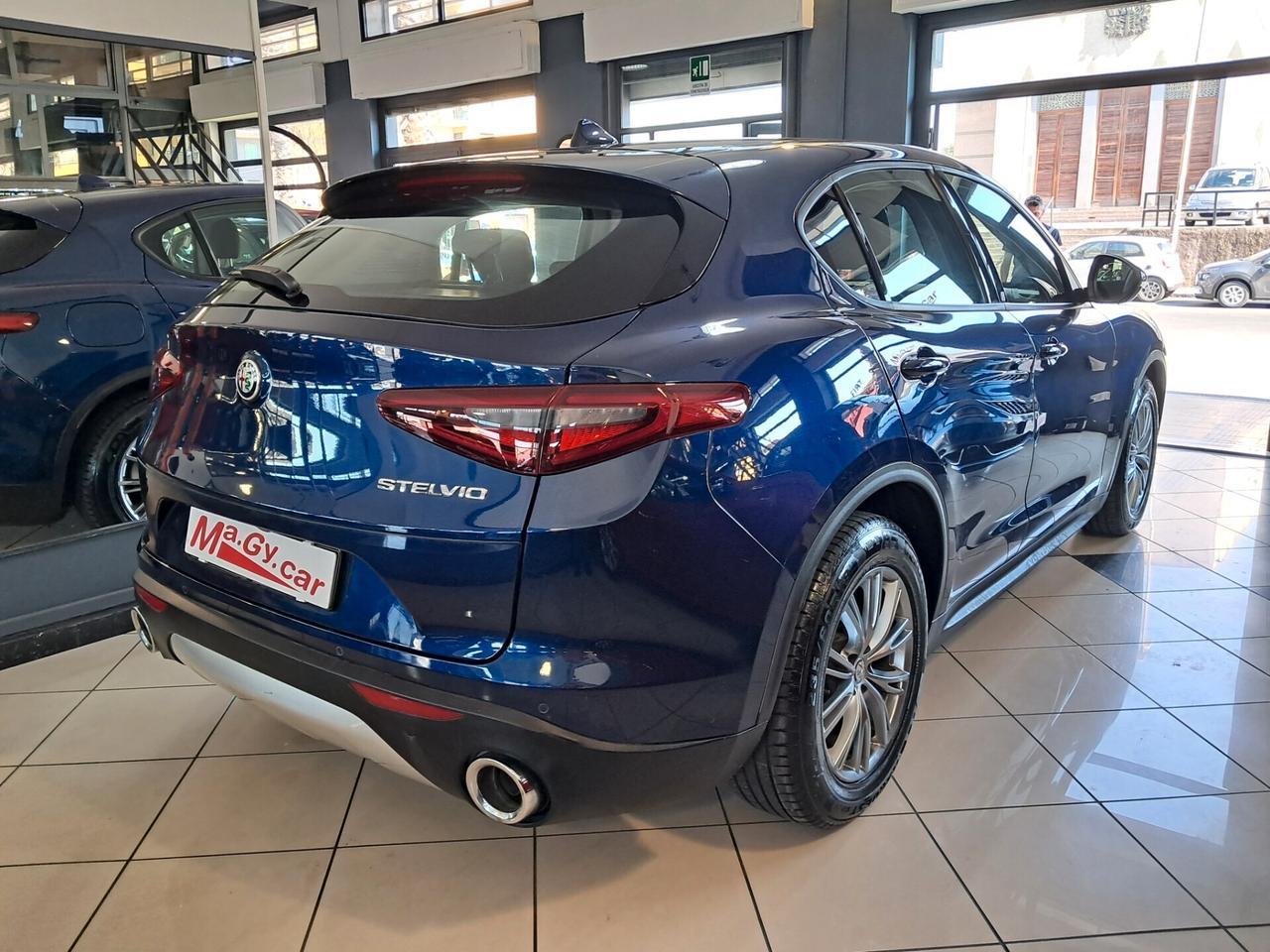 Alfa Romeo Stelvio 2.2 Td 160 cv AT8 RWD Business