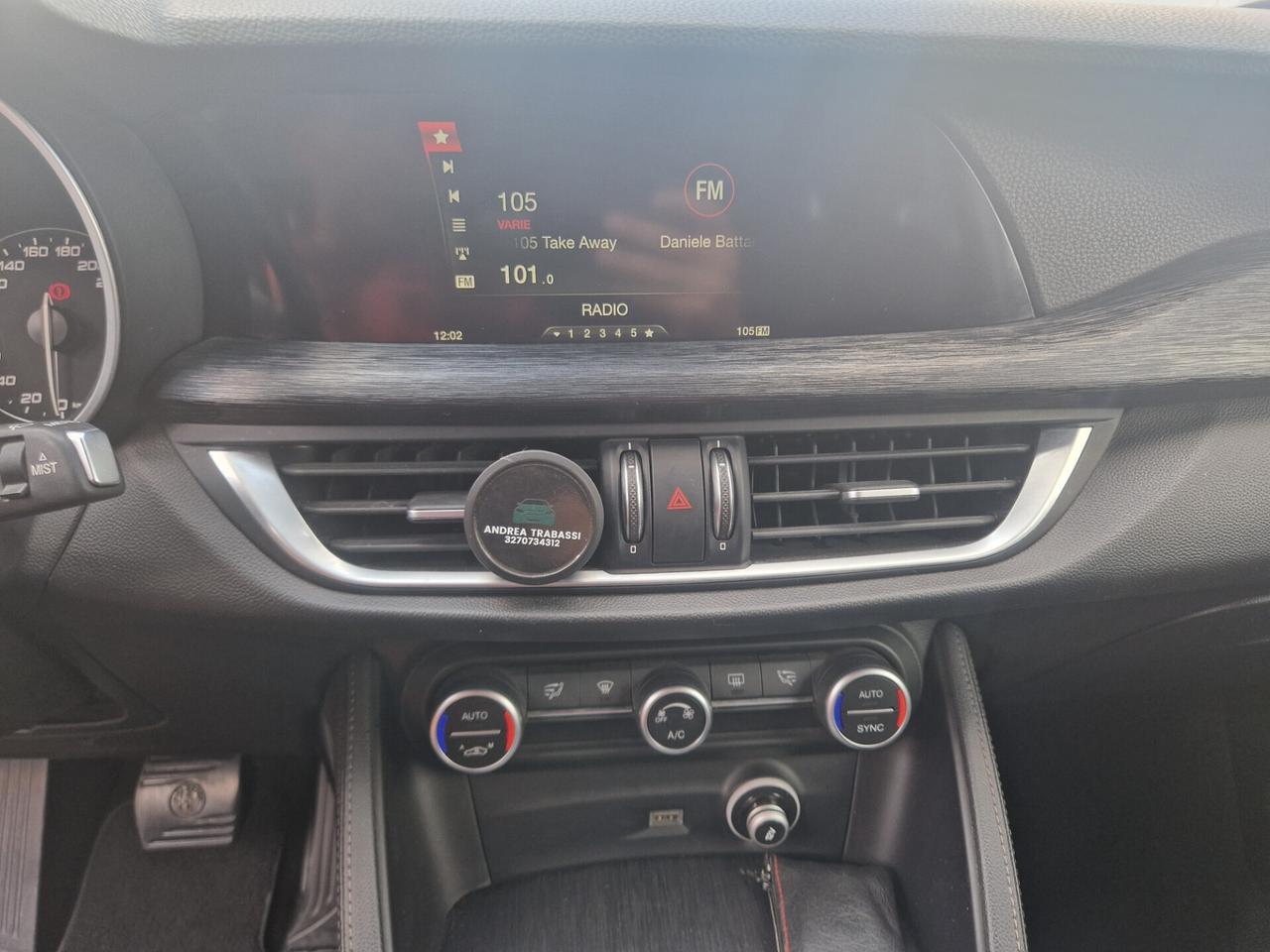 Alfa Romeo Stelvio 2.2 190 CV AT8 Q4 Business