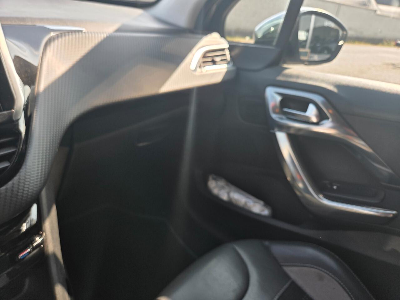 Peugeot 2008 ALLURE BLUE HDI 120 CV NESSUN OBBLIGO FINANZIARIO !!