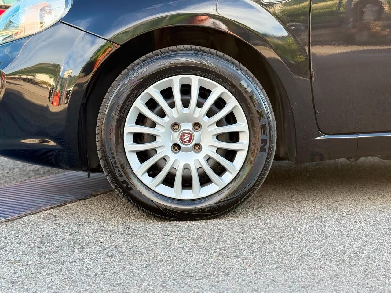 Fiat Punto 1.3 MJT II S&S 95 CV Street