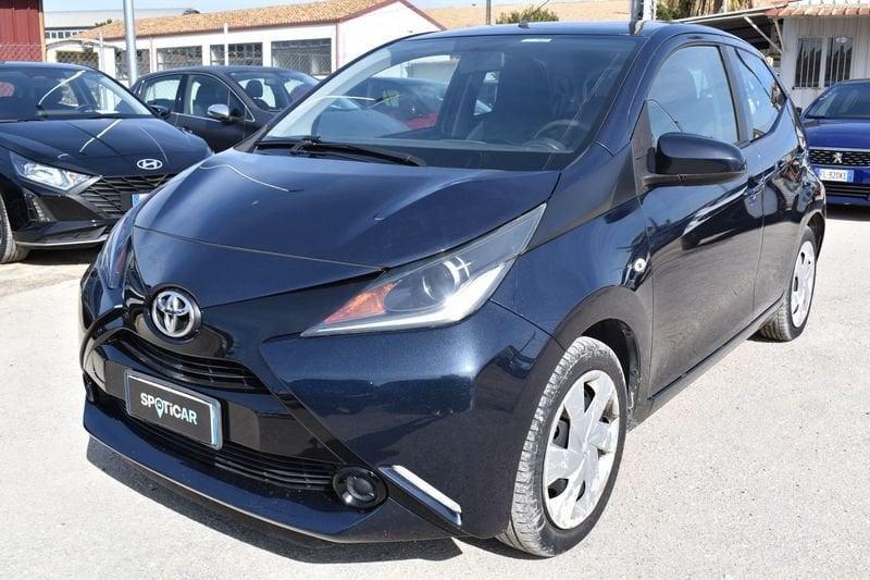 Toyota Aygo 1.0 VVT-i 69 CV 5 porte x-clusiv