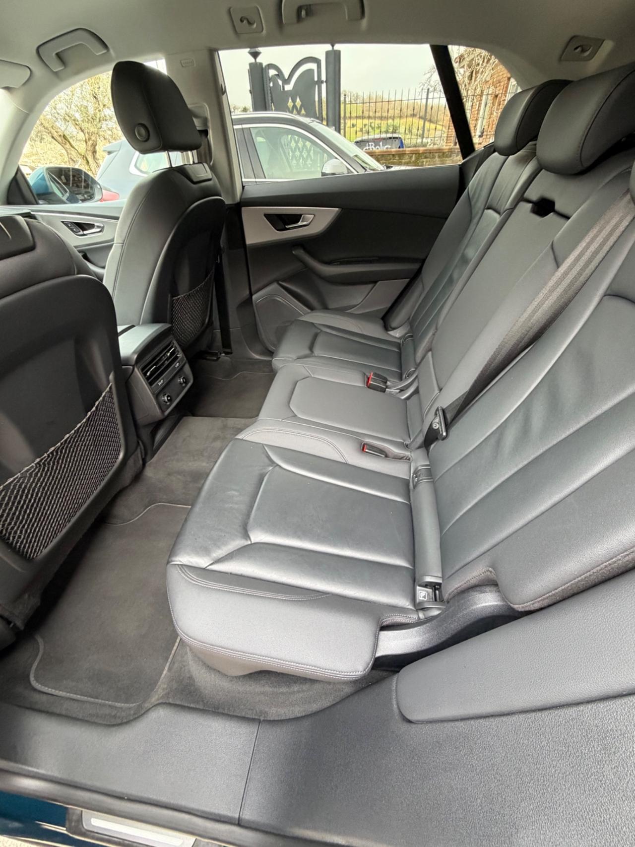 Audi Q8 45 TDI quattro tiptronic Sport