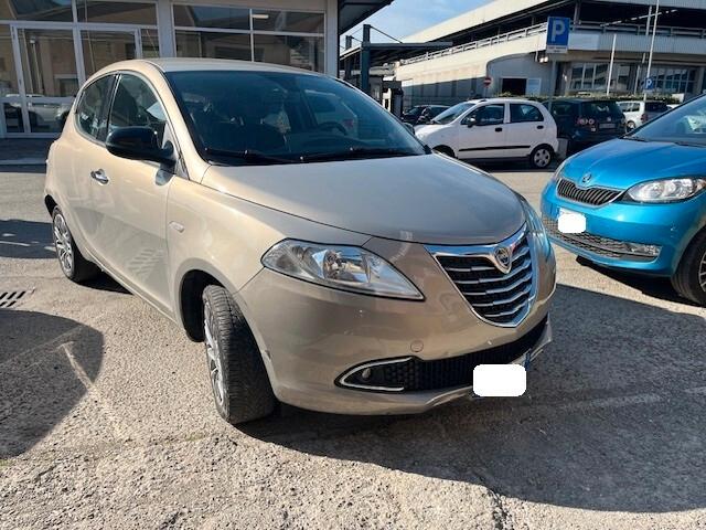 Lancia Ypsilon 1.3 MJT 16V 95 CV 5 porte S&S Gold