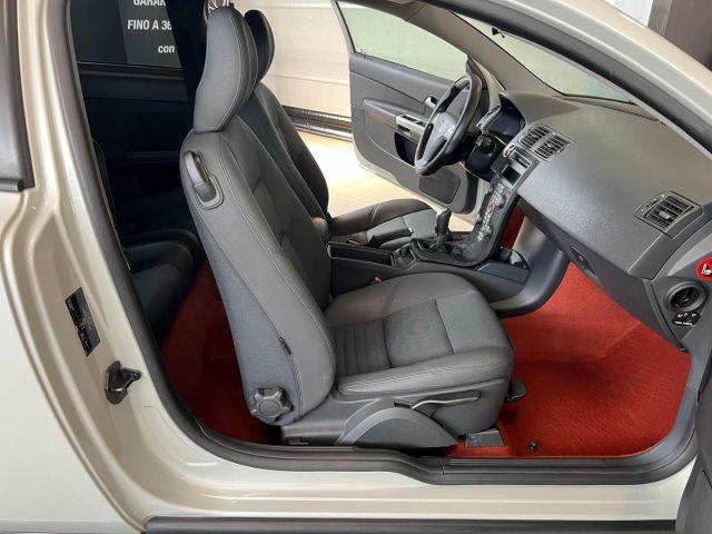 VOLVO C30 2.5 T5 SUMMUM 220CV LIMITED EDITION !