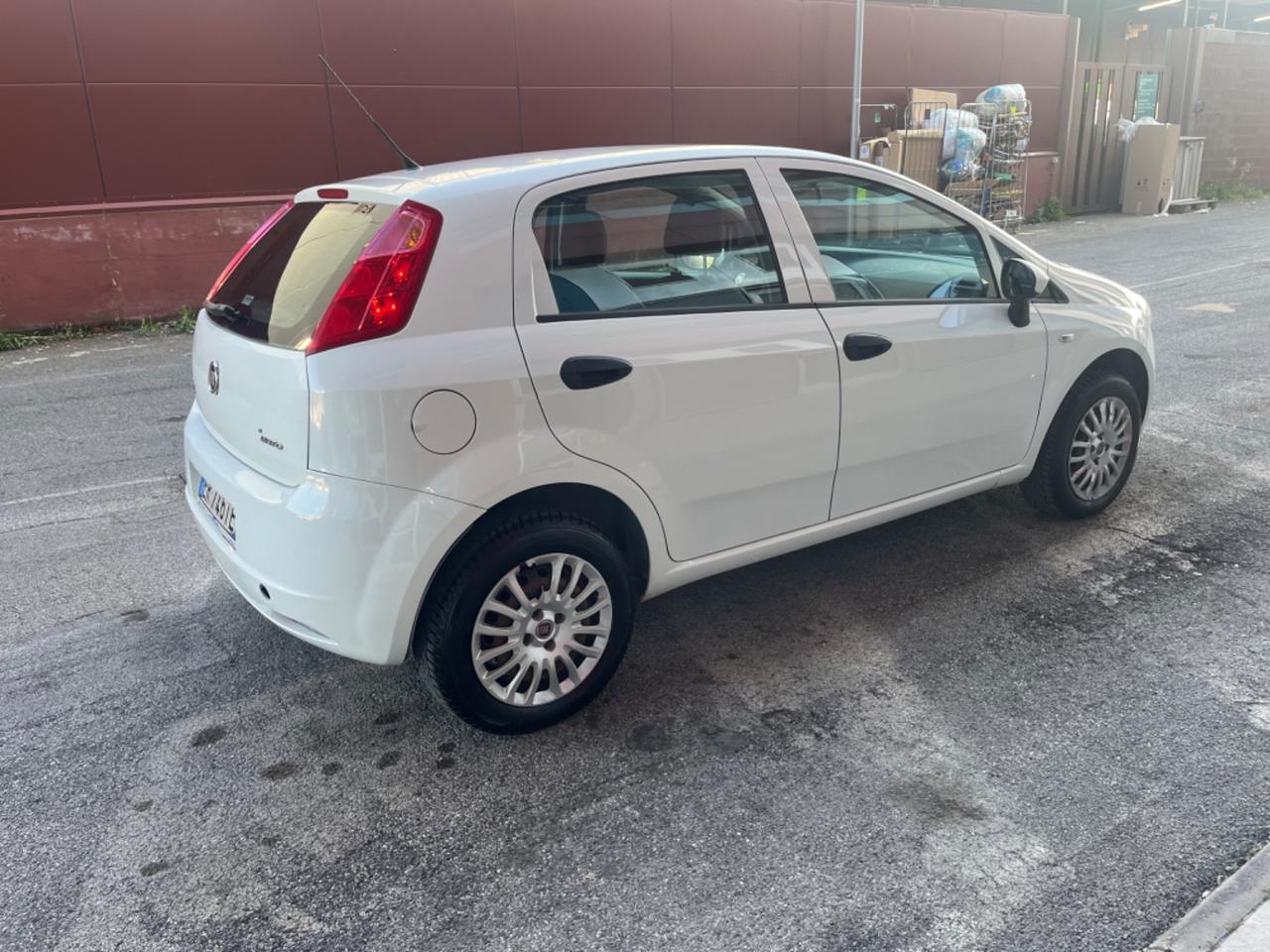 Fiat Grande Punto Grande Punto 1.4 5 porte Actual Natural Power