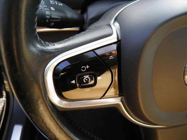 VOLVO XC90 D5 AWD Geartronic 7 posti Inscription