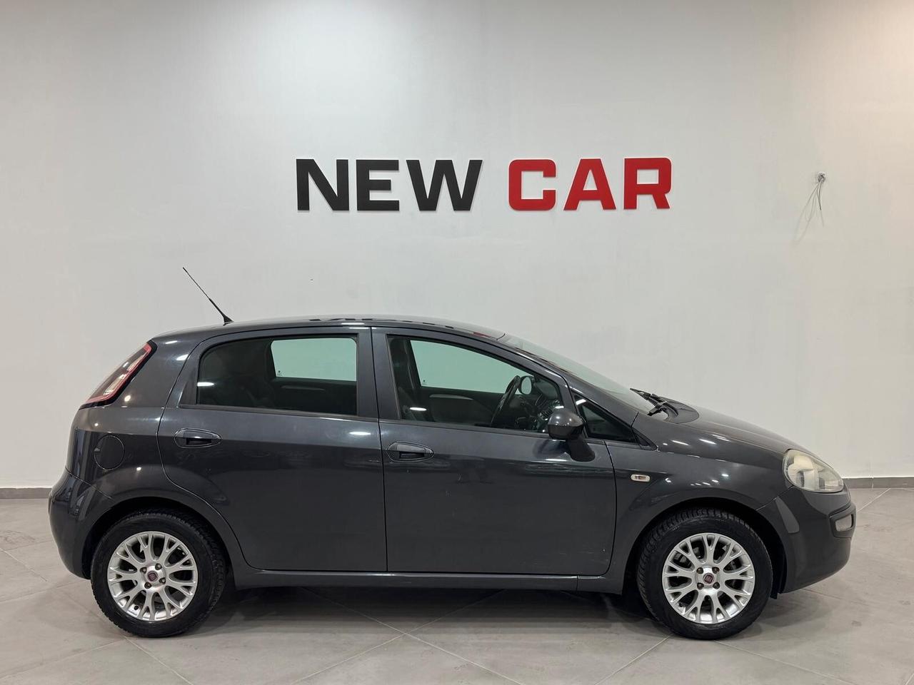 Fiat Punto Evo Punto Evo RETRO CAMERA,NAVI, BLUETH