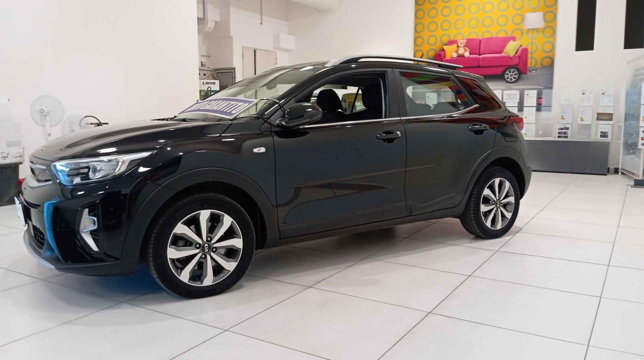 KIA STONIC 1.2 BZ - UNICO PROPRIETARIO - OK NEOP.