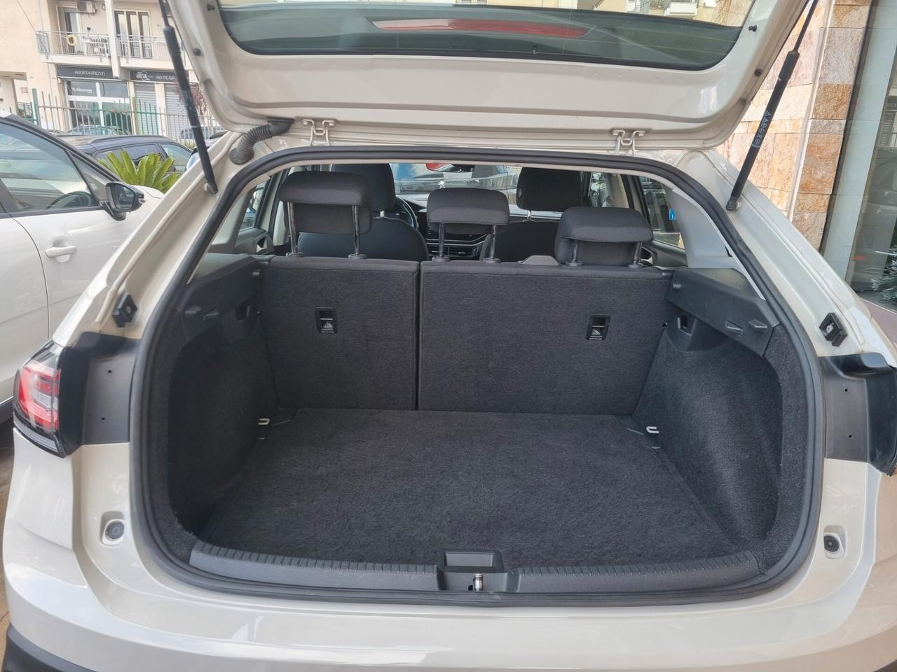 Volkswagen Taigo 1.0 TSI 110 CV DSG Life