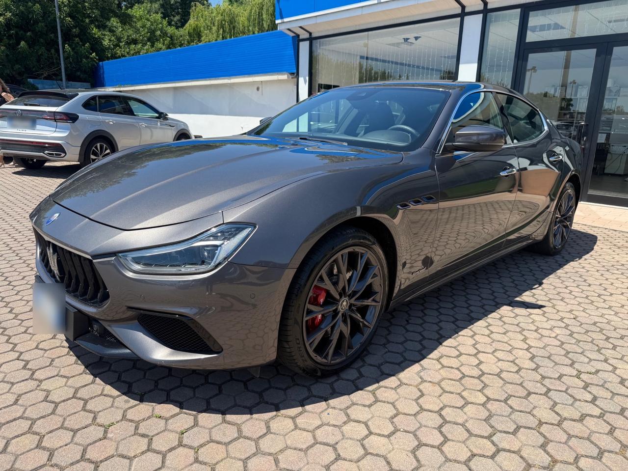 Maserati Ghibli L4 330 CV MHEV Gransport