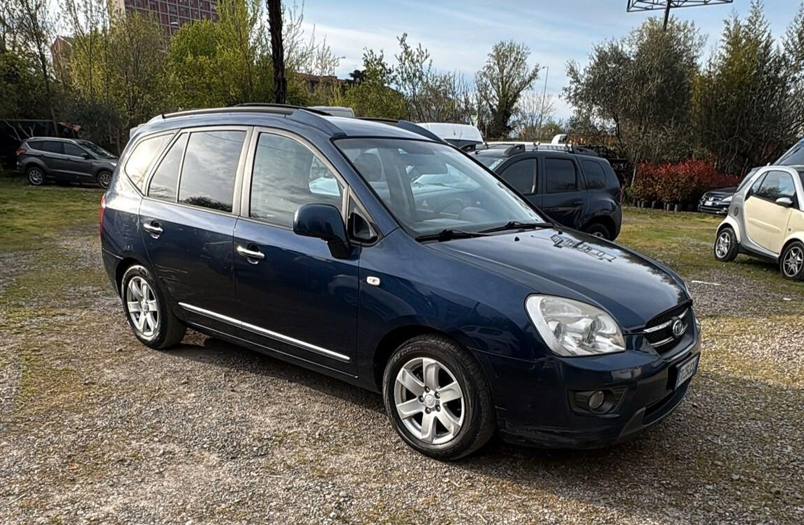 Kia Carens 2.0 16V CRDi 7 POSTI