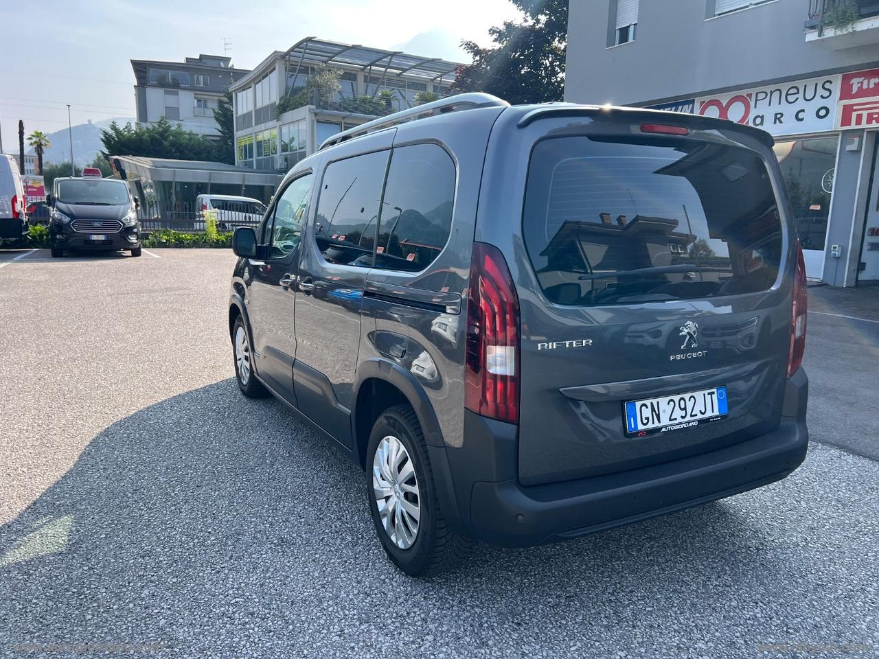 PEUGEOT Rifter BlueHDi 100 Active Standard