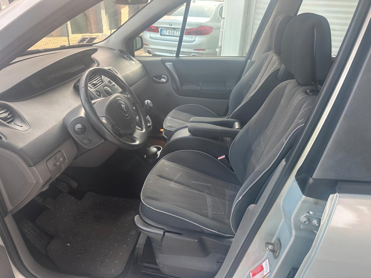 Renault Scenic 1.5 dCi (12 RATE)