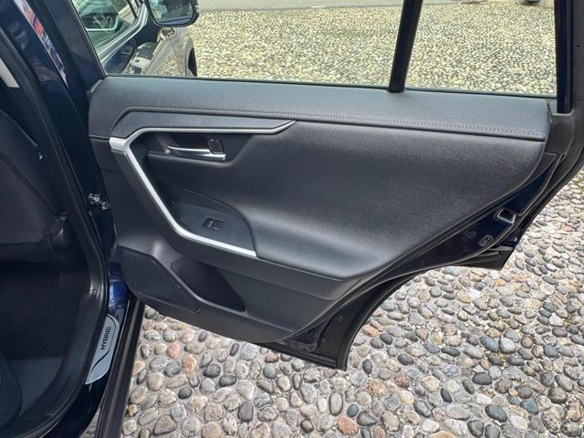 TOYOTA RAV 4 MY23 RAV4 2.5 HV (218CV) E-CVT 2WD Business