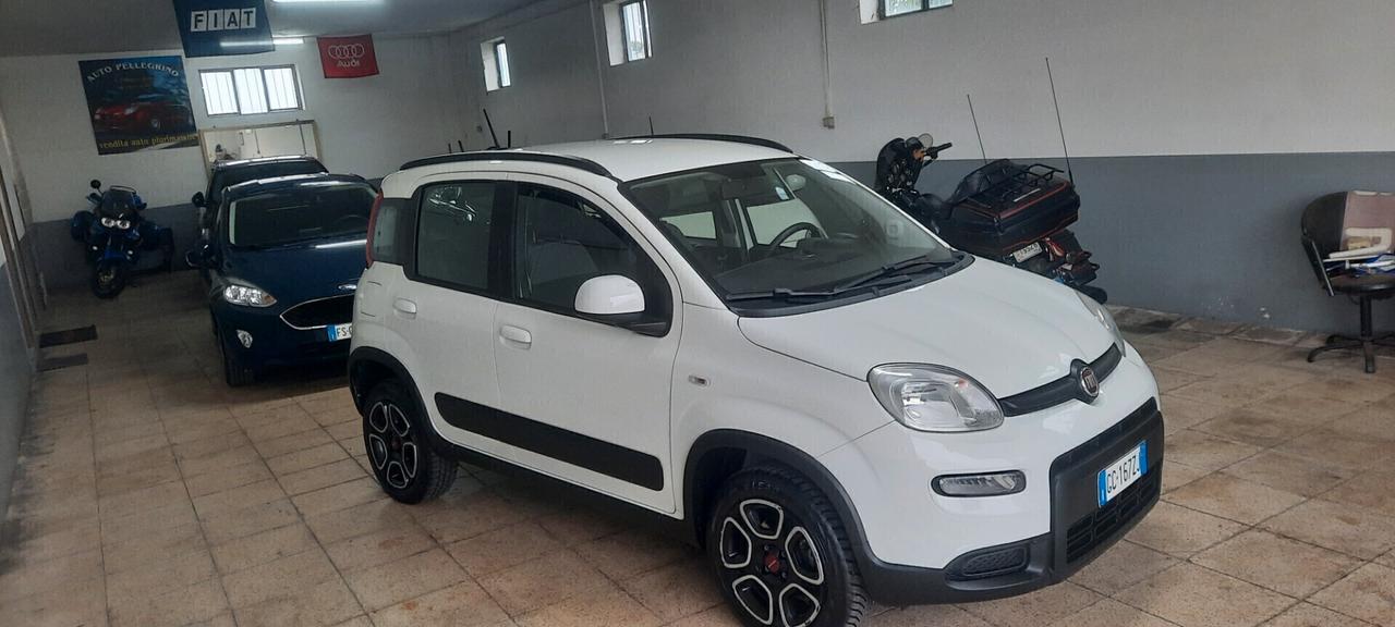 Fiat Panda 0.9 TwinAir Turbo Natural Power City Cross