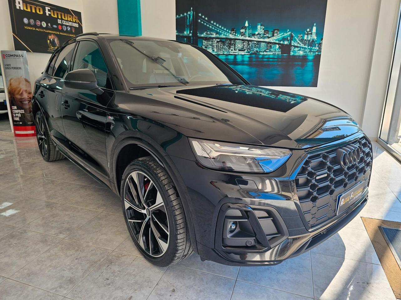 AUDI Q5 2.0 TDI 204CV QUATTRO 3 S-LINE BLAK EDITION
