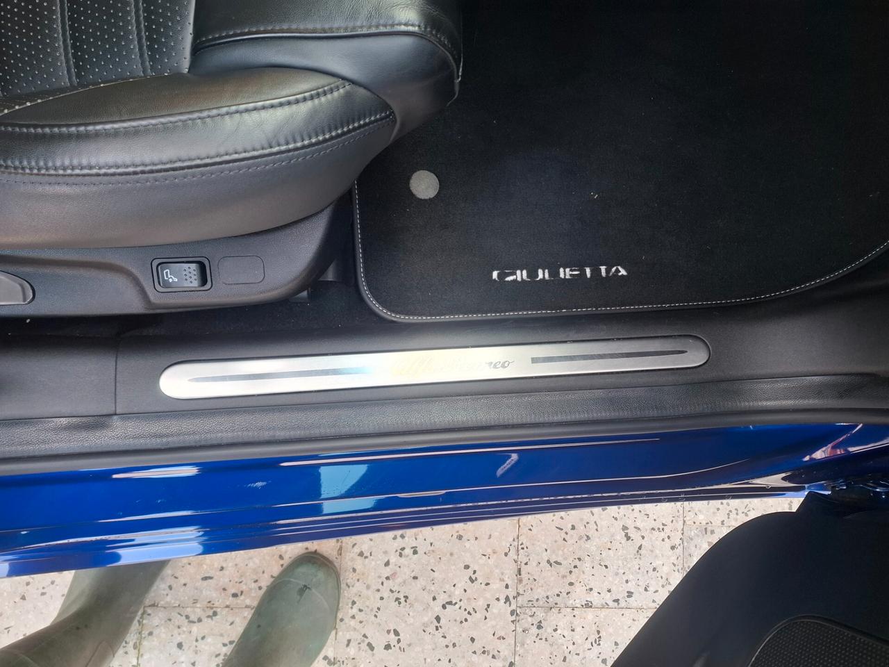 Alfa Romeo Giulietta - 1.6 JTD Esclusive