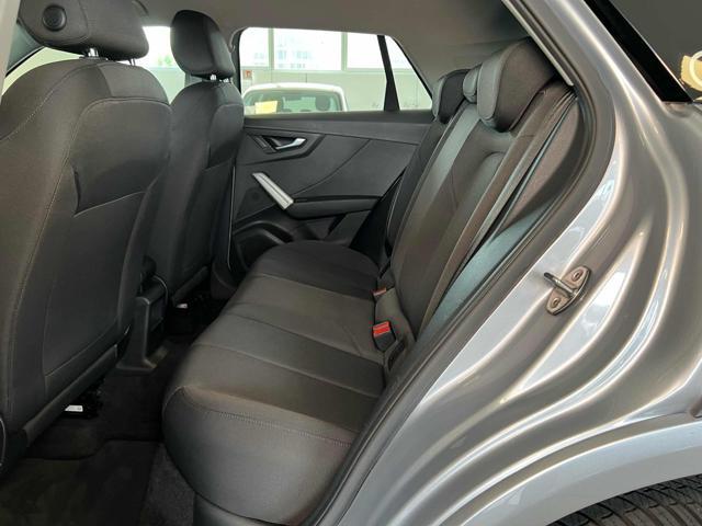 AUDI Q2 35 TDI quattro S tronic Business