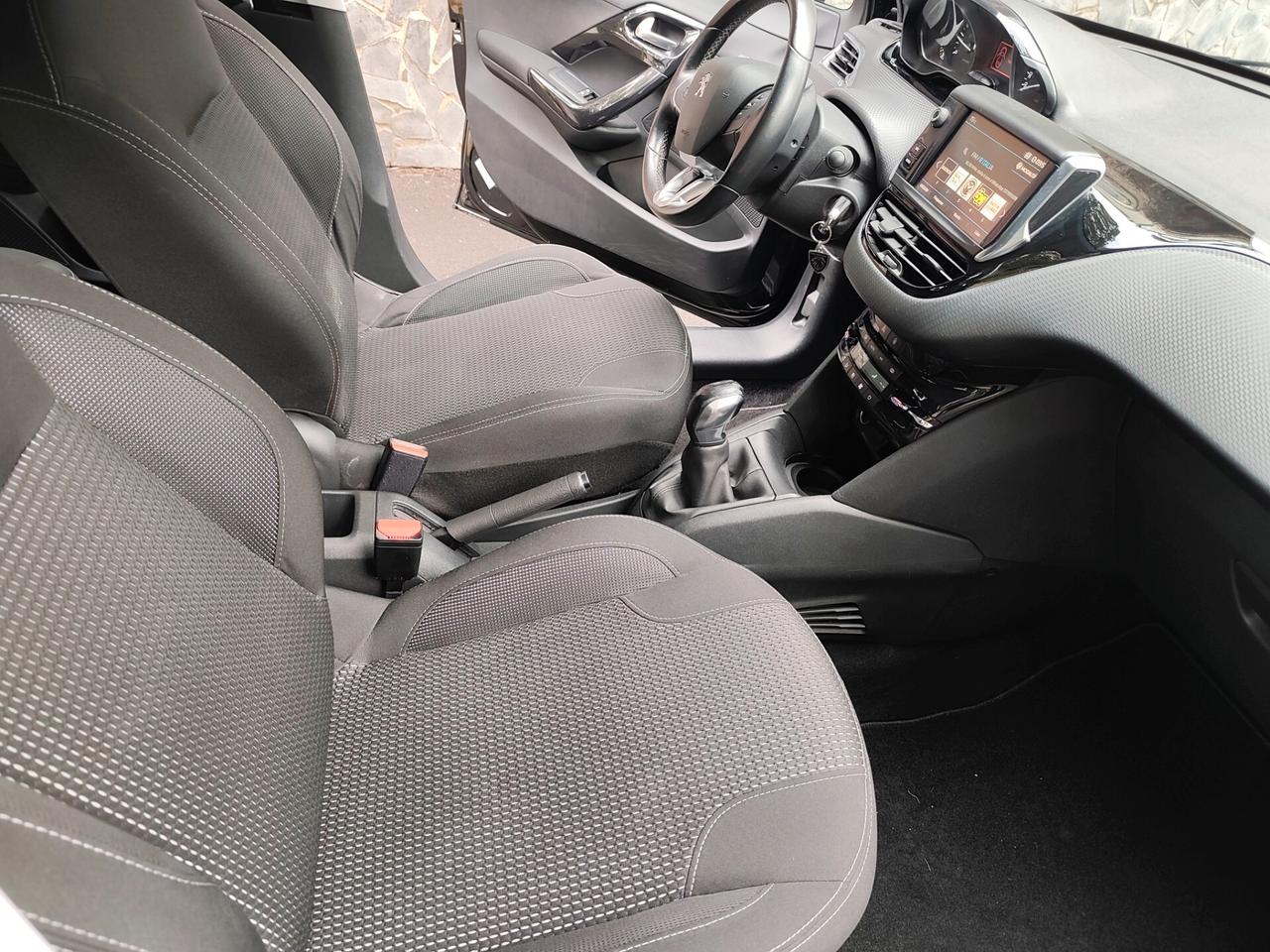 Peugeot 208 BlueHDi 100 CV Allure 2019