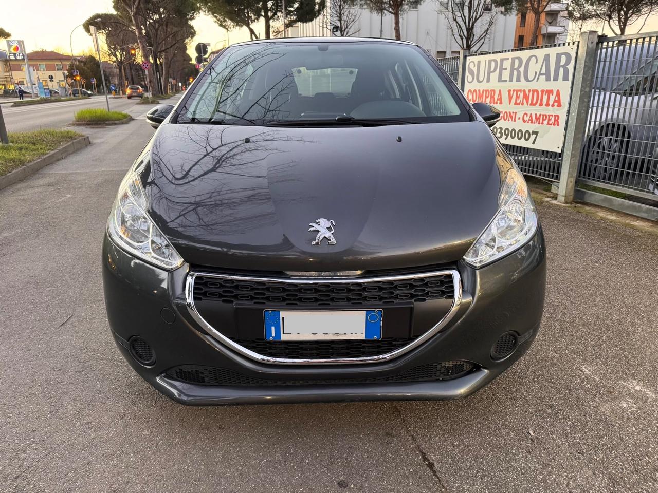Peugeot 208 1.4 HDi 68 CV 5 p neopaten garanzia 12 m