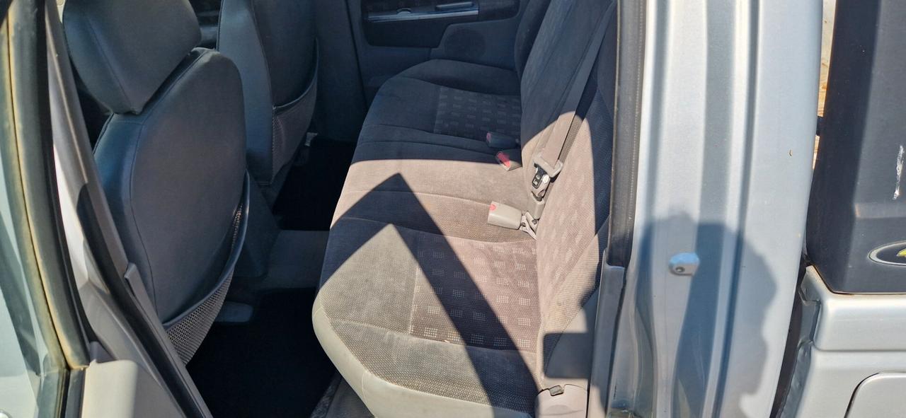 Isuzu D-Max 3.0 TD cat Crew Cab 4WD Pick-up LS