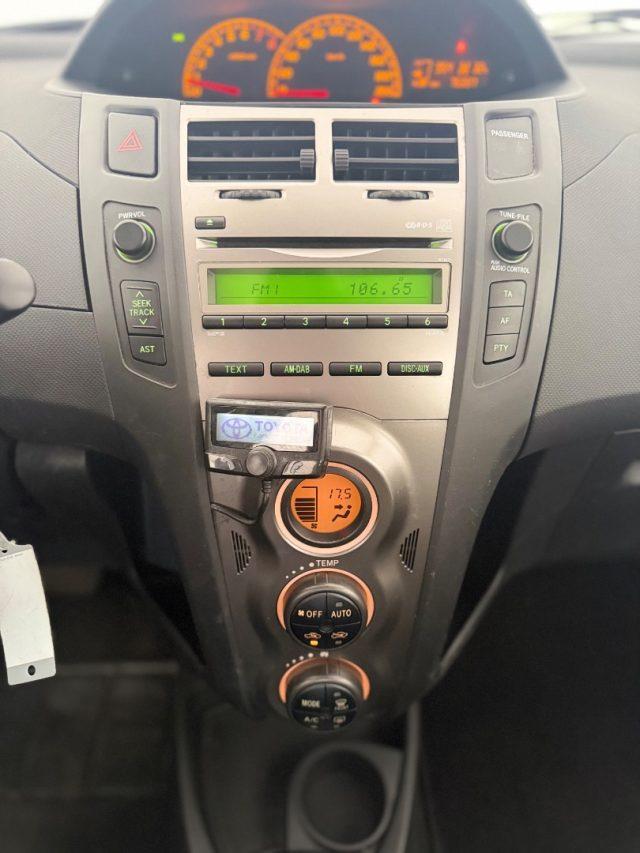 TOYOTA Yaris 1.3 5 porte M-MT Sol