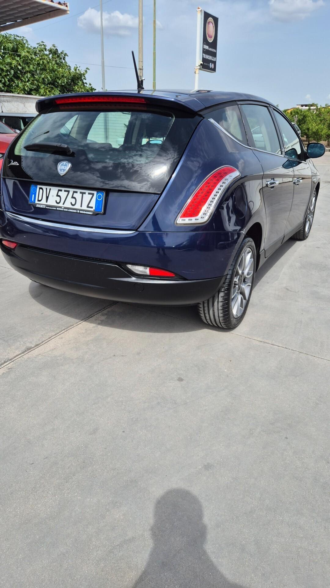 Lancia Delta 1.6 MJT DPF Platino