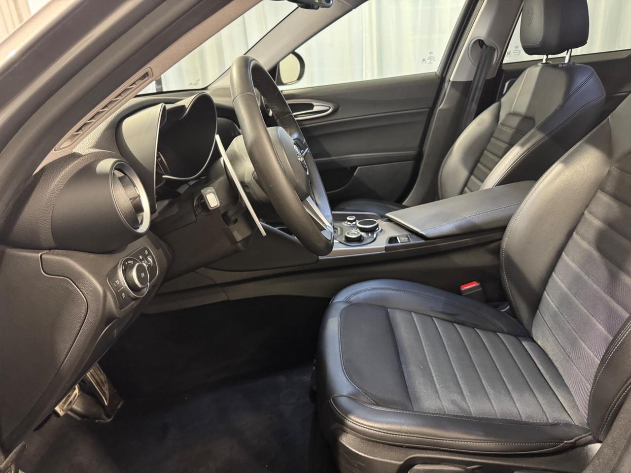 Alfa Romeo Giulia 2.2 Turbodiesel 190 CV AT8 Executive