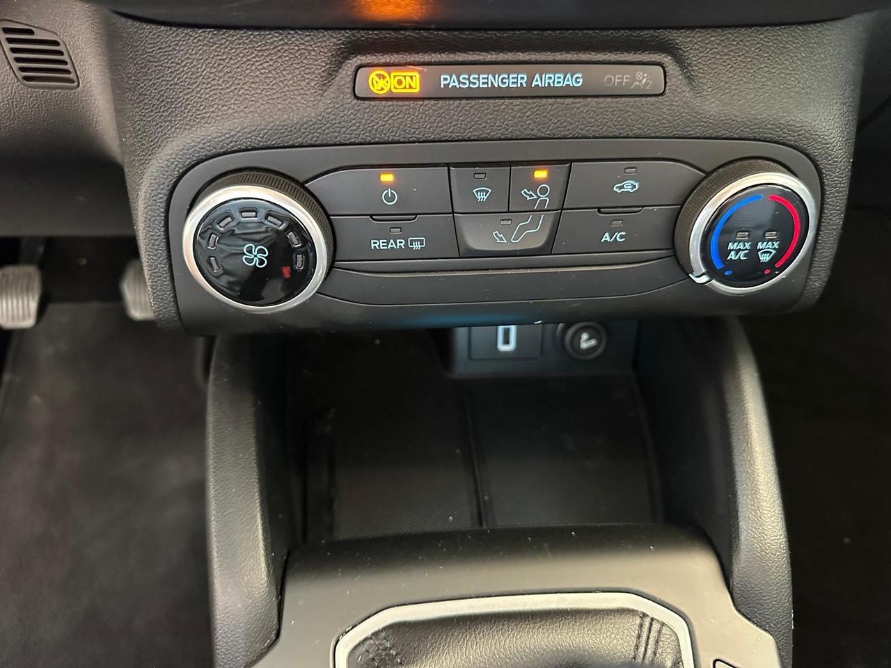 Ford Focus 1.5 EcoBlue 120 CV SW Business 48.000 km