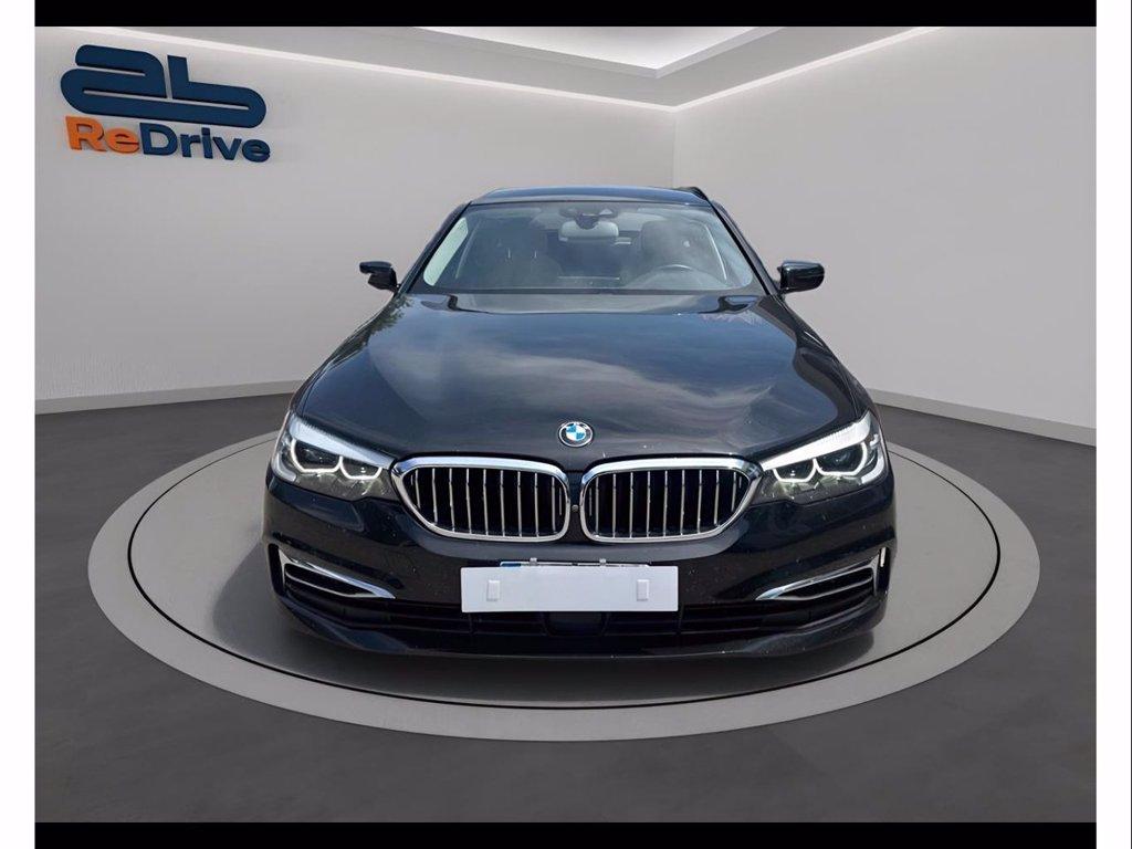 BMW 530i touring xdrive luxury auto del 2019
