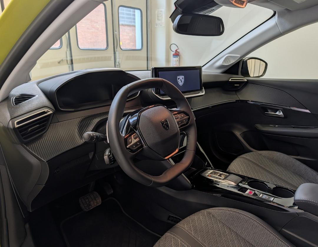 PEUGEOT 208 2ª serie - 208 Hybrid 110 e-DCS6 5 porte Allure
