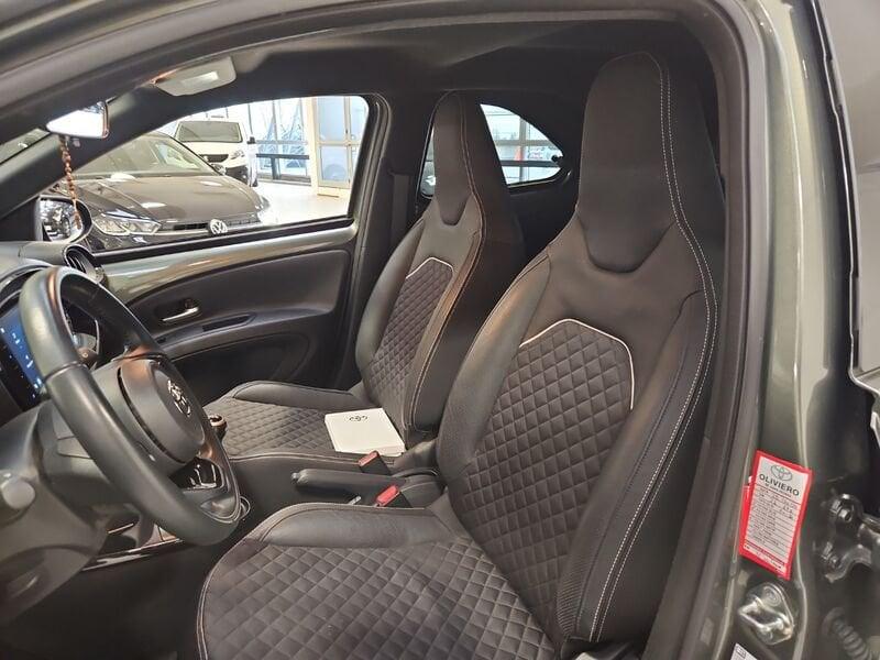Toyota Aygo X Aygo X 1.0 VVT-i 72 CV 5 porte Lounge