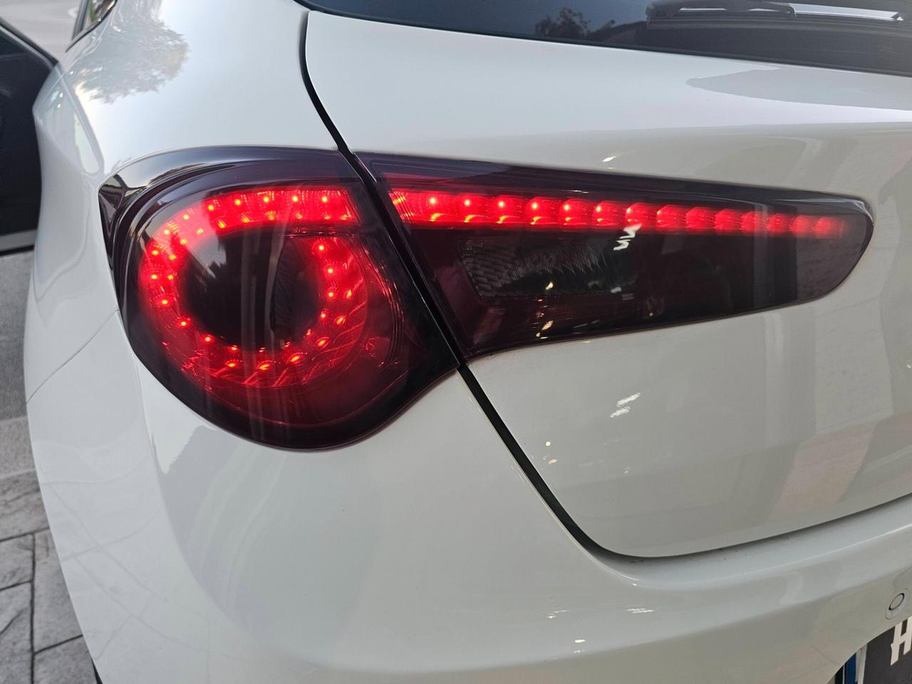 ALFA ROMEO GIULIETTA 1.6 MJT 105CV DISTINCTIVE FULL