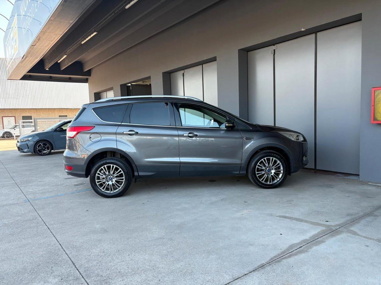 Ford Kuga 2.0 tdci Titanium 4wd 163cv powershift