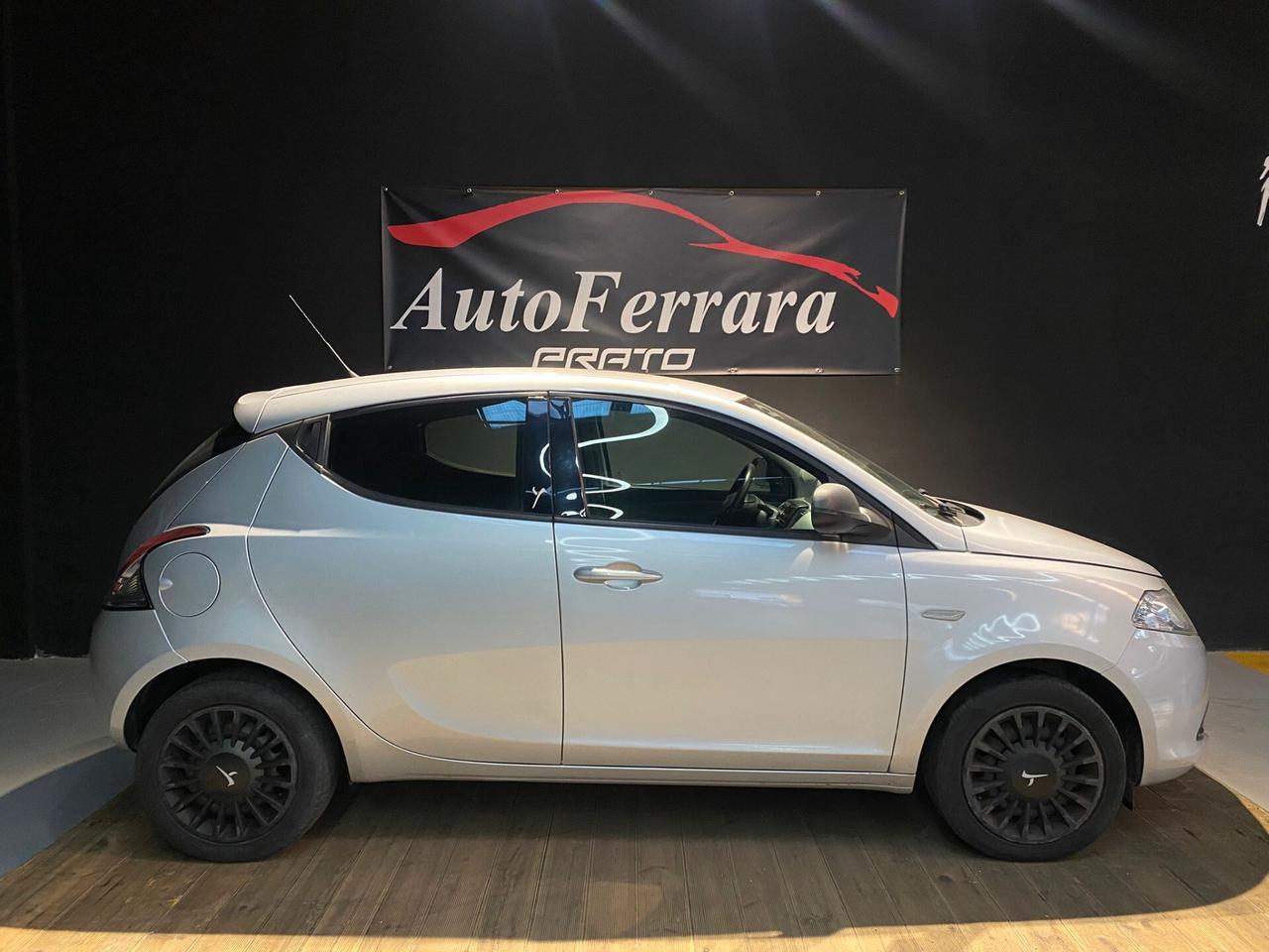 Lancia Ypsilon 1.2 69 CV NEOPATENTATI