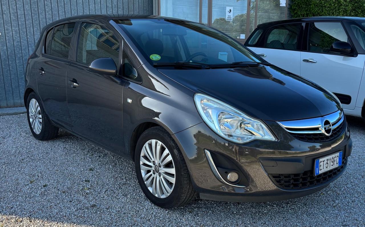 Opel Corsa 1.2 85CV 5 porte GPL-TECH Edition