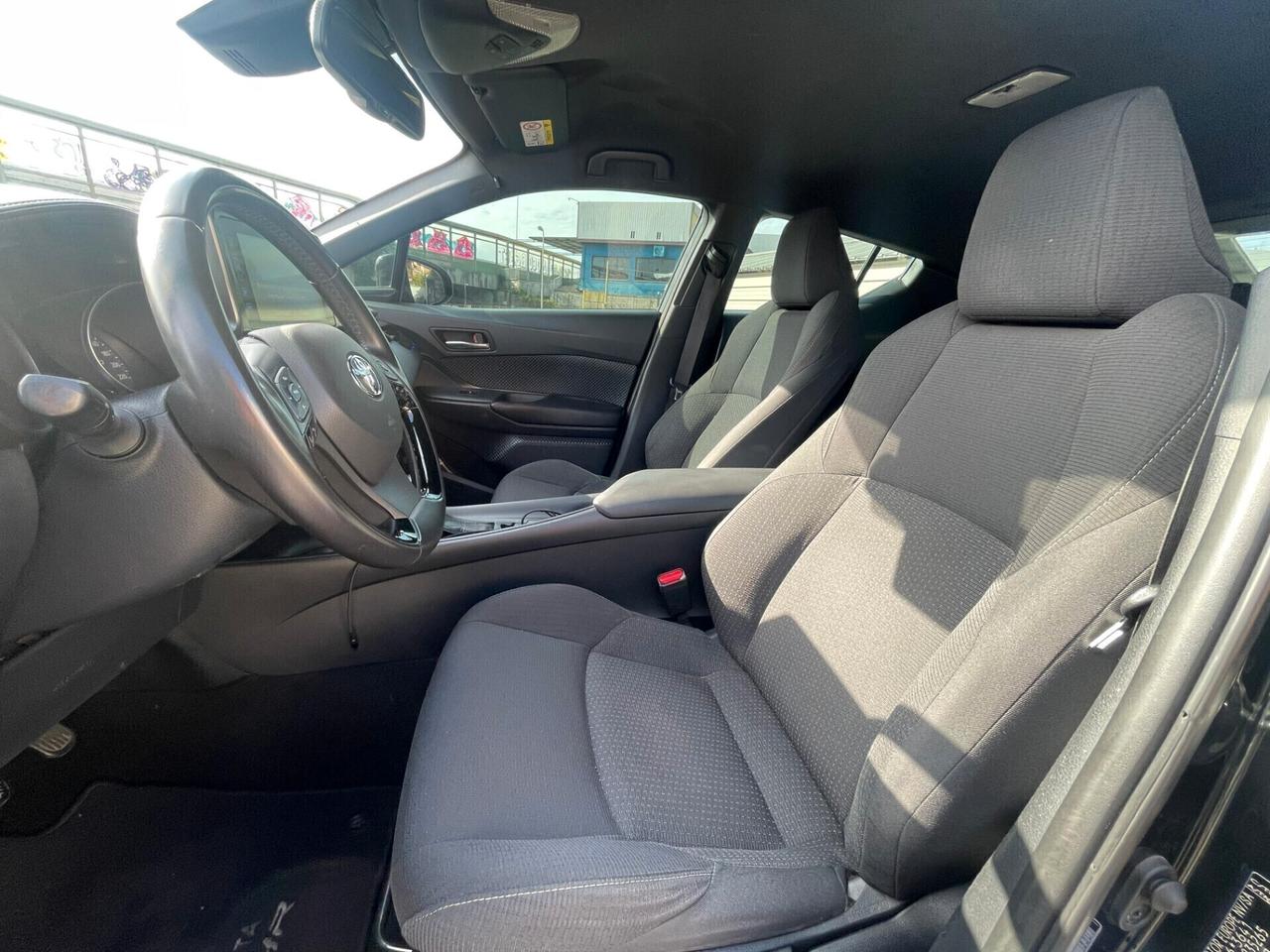 Toyota C-HR 1.8 Hybrid E-CVT FULL BLACK GARANZIA