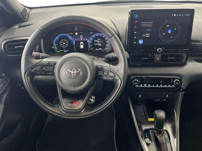 Toyota Yaris Yaris 1.5h 130 GR Sport