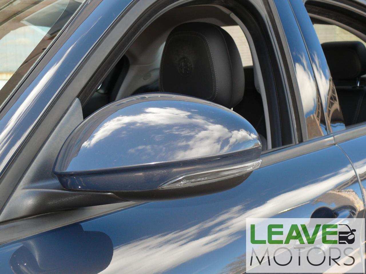 Alfa Romeo Giulia 180 CV AT8 Sport (M1487)