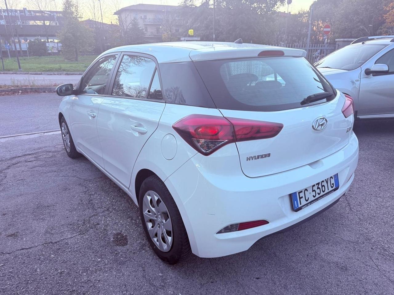 Hyundai i20 1.2 5 porte Classic Gpl