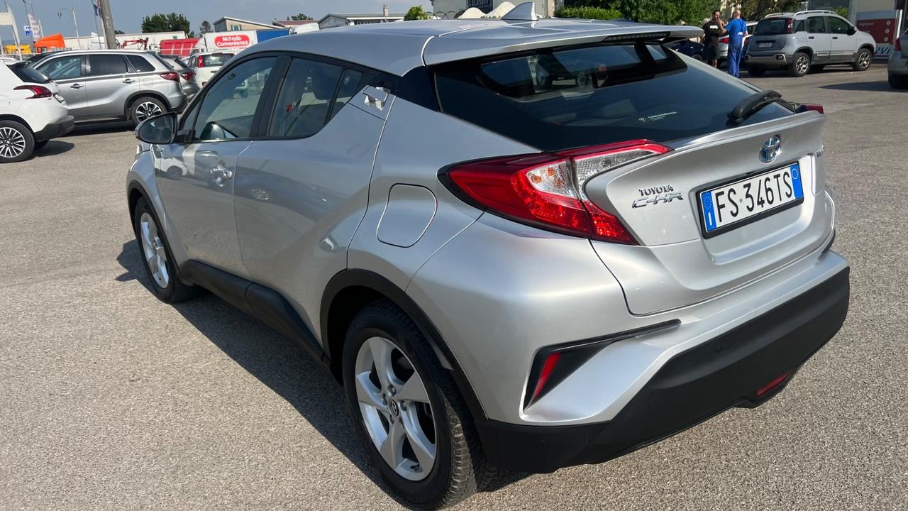 Toyota C-HR 1.8 Hybrid E-CVT Lounge 122CV