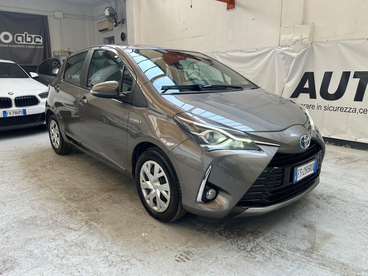 Toyota Yaris 1.5 Hybrid 5 porte Active