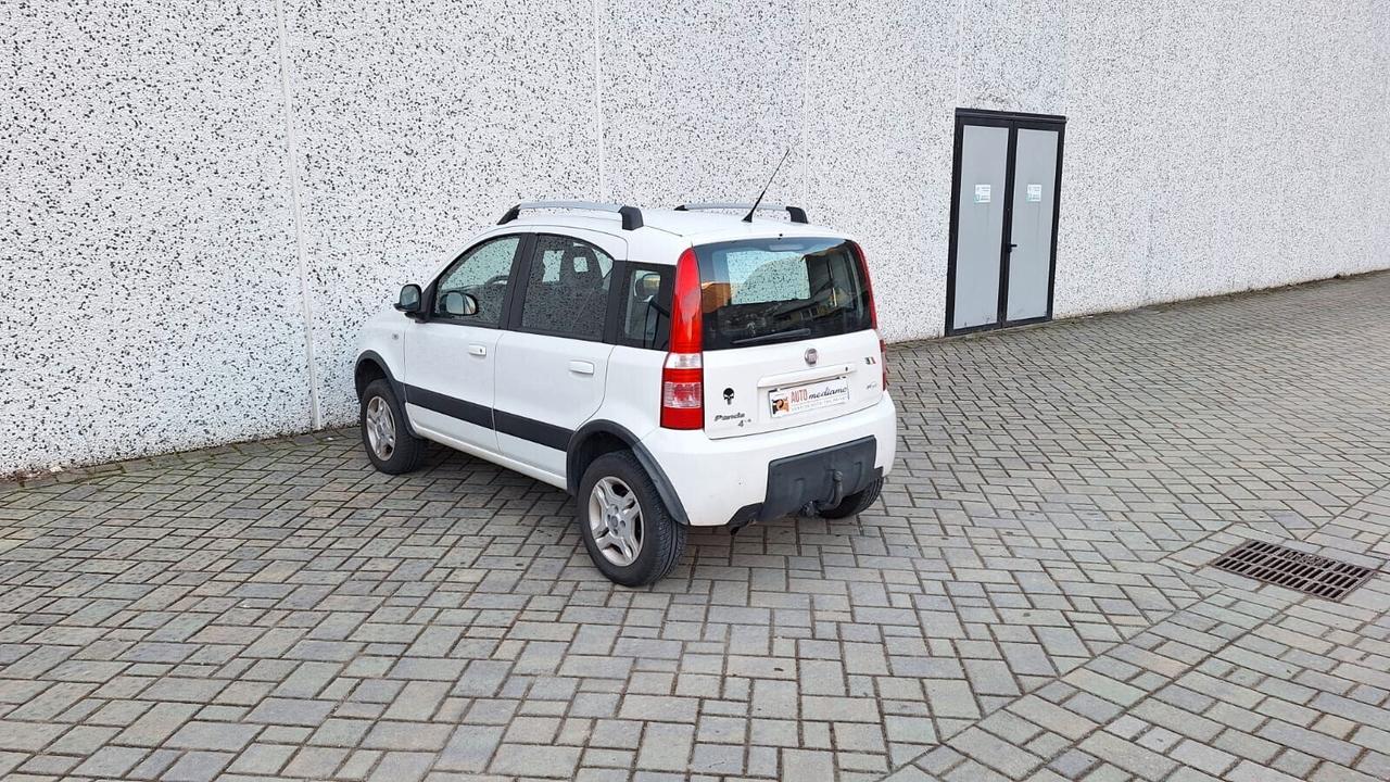 Fiat Panda 4X4 1.3 MJET Climbing Neopatentati Gancio