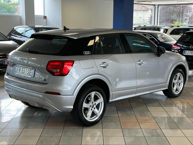AUDI Q2 35 TDI quattro S tronic Business
